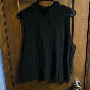 Black Aztec patter tank top crew neck